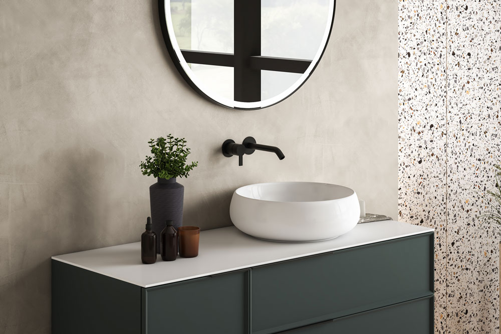 Ett modernt scandinaviskt badrum